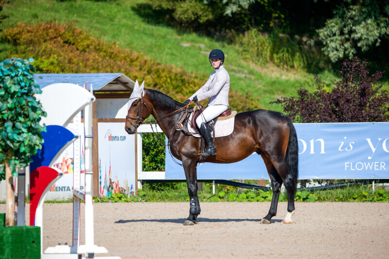 ВИНГЭРО ДЭ САРО ЗЕТ-20 и Михайлова Диана