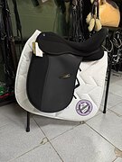 Новые выездковые седла