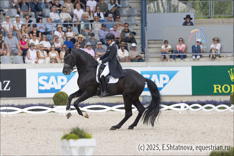 Susan_Pape_Harmonys_v-plus