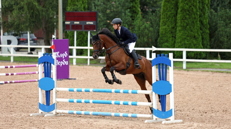 ФИЛИППИНА М-20 и Сауленко Лидия