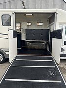 КОНЕВОЗ С ПРИЦЕПОМ ИЗ АНГЛИИ