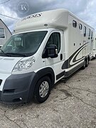 КОНЕВОЗ С ПРИЦЕПОМ ИЗ АНГЛИИ