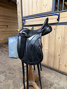 Седло Albion Revelation red label 16,5 по всаднику