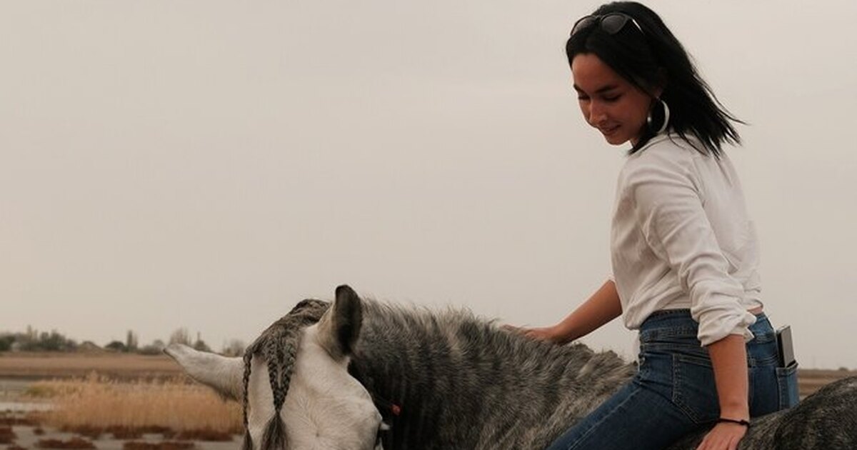 старец паисий и я стоящий вверх ногами фильм. старец паисий и я, стоящий вверх ногами фильм 2012 кадры. старец паисий и я стоящий вверх. папа с сыном на рыбалке. старец паисий фильм.