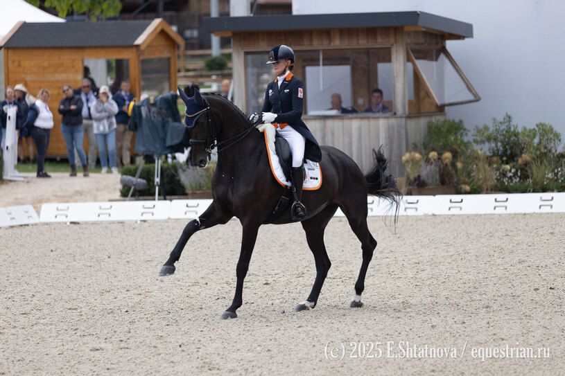 Marieke_VAN_DER_PUTTEN_Zantana