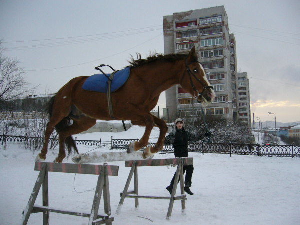 Колосня прыгает.....