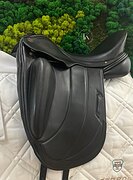 СЕДЛО В ОТЛИЧНОМ СОСТОЯНИИ