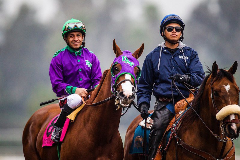 Ипподром Santa Anita Park 2015 год, скачка San Antonio Invitational Stakes (Gr. 2). Второе место. 