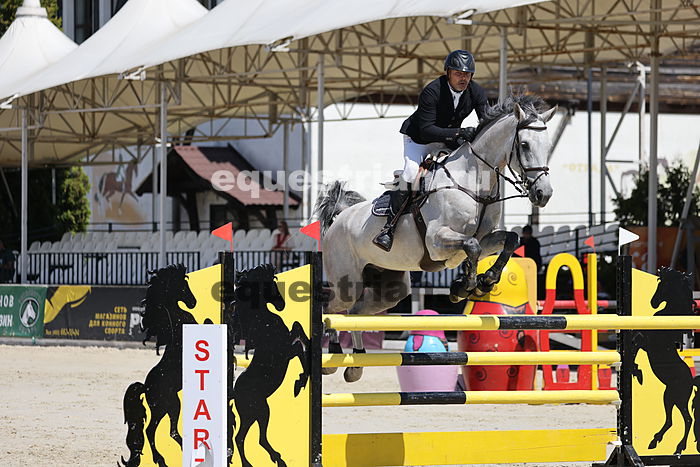 мария воронкова конкур. международный конный центр отрада. конный спорт отрада. кск отрада манеж. кск отрада конкур.