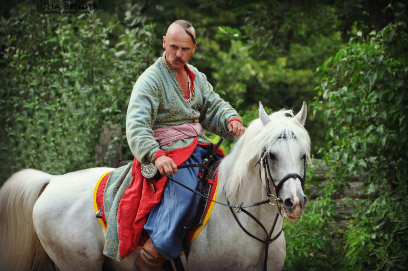 Украинский казак - фотографии - equestrian.ru