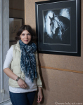 Я на фоне портрета мерина донской породы Галстука. Выставка в Музейно-выставочном манеже «Золотой конь»  КСК Левадия